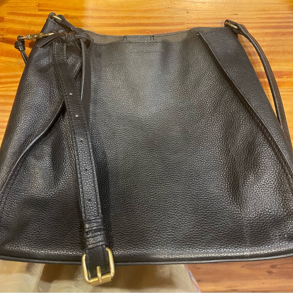 Lucky brand black leather crossbody bag 10x9.5